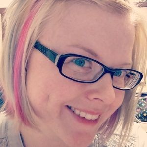 Meet your Posher, Liz